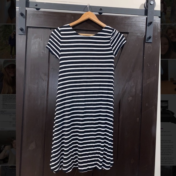 black and white dress - Picture 2 of 3